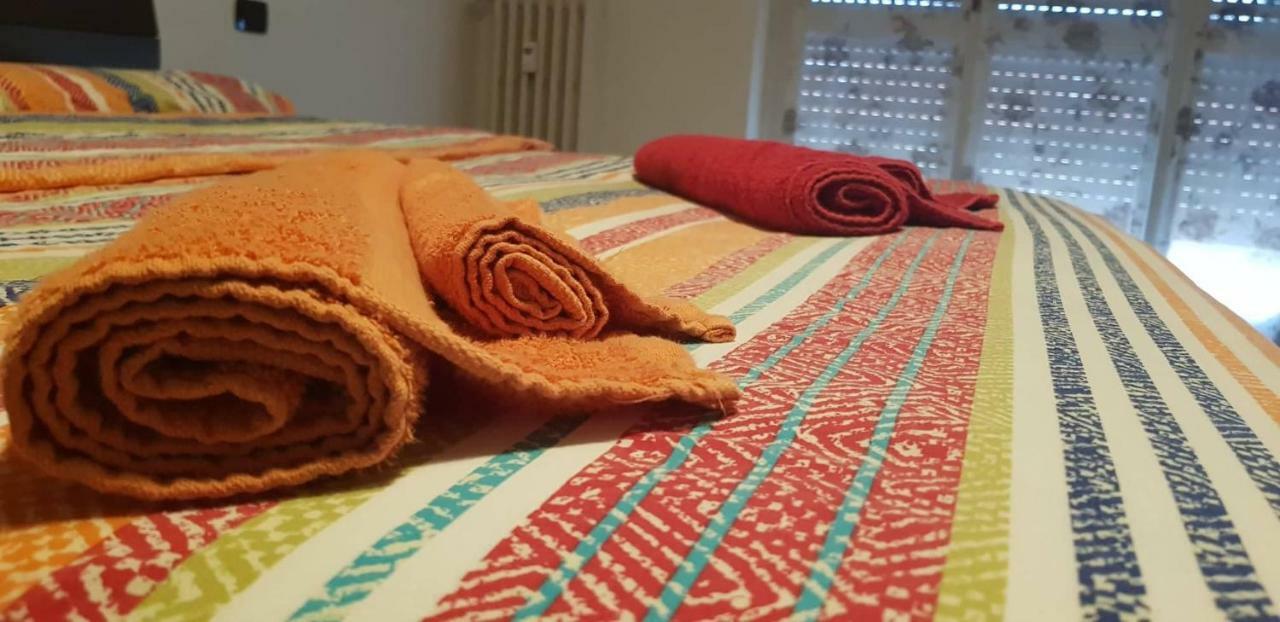 Helloguesthouse Olgiate Comasco Dış mekan fotoğraf