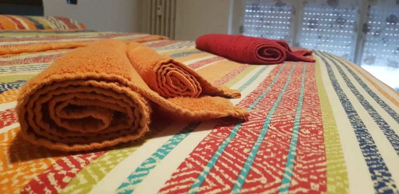 Helloguesthouse Olgiate Comasco Dış mekan fotoğraf